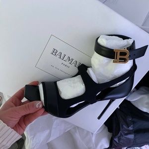 Gorgeous Brand New Balmain Shoes!